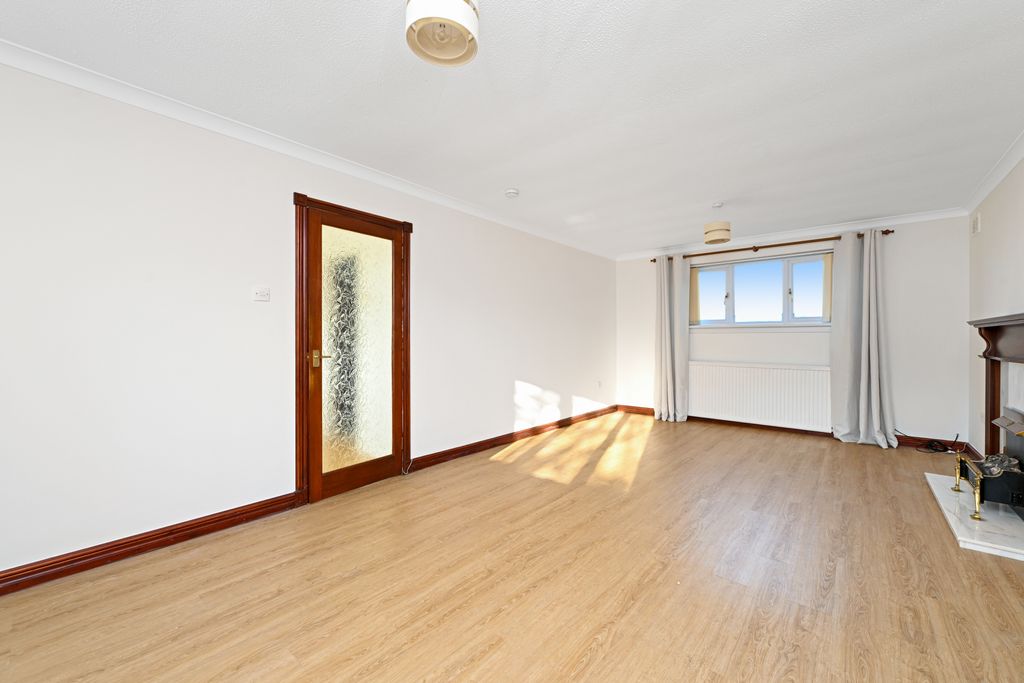 Property photo 2 of 19 Property Image 2