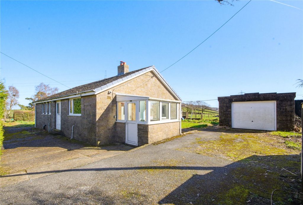 Property photo 2 of 18 Outside Front