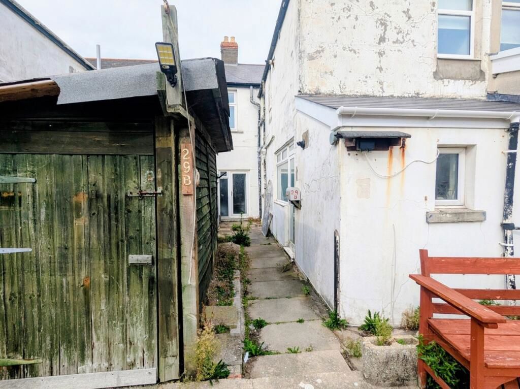 Property photo 1 of 4