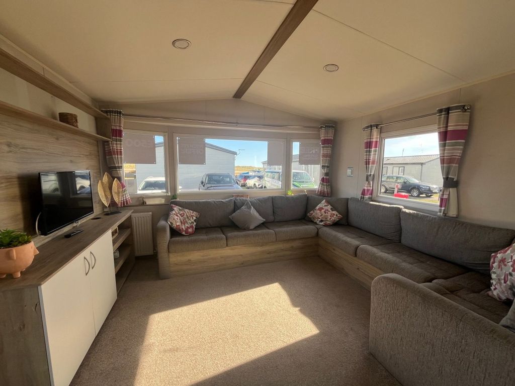 Property photo 1 of 6 Car0064696 - Static Caravan