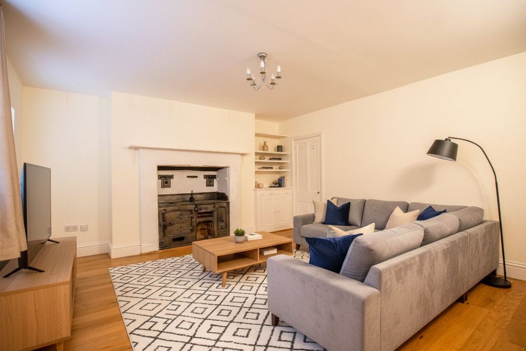 Property photo 3 of 12 Picture No. 42