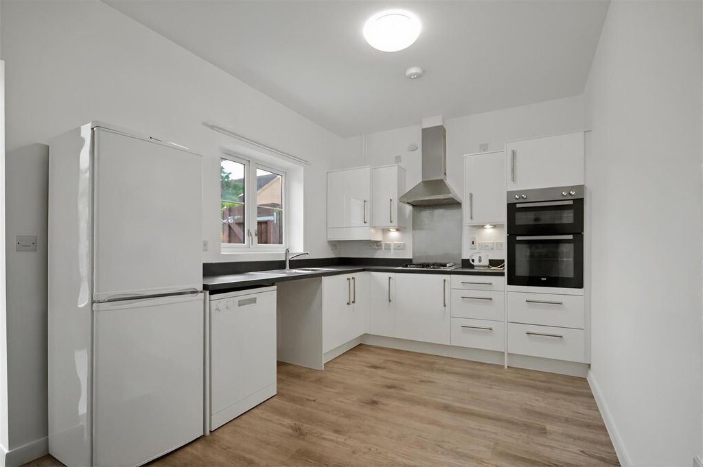 Property photo 2 of 15 Kitchen.Jpg