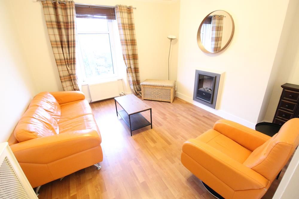 Property photo 2 of 7 Lounge Alternative