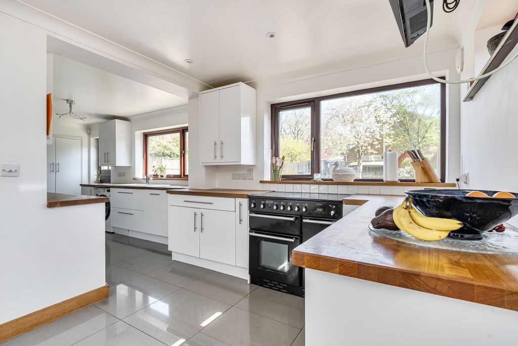 Additional image 9 of 4 bed detached house to rentPenwood Heights, Penwood, Highclere, Newbury RG20