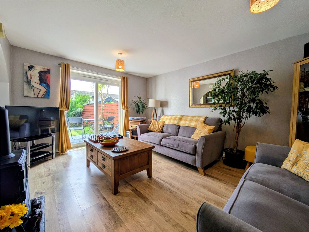 Property photo 2 of 21 Picture No. 25