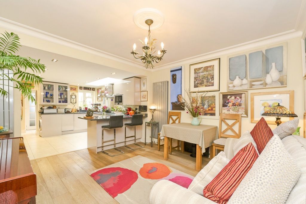 Property photo 1 of 17 Photo