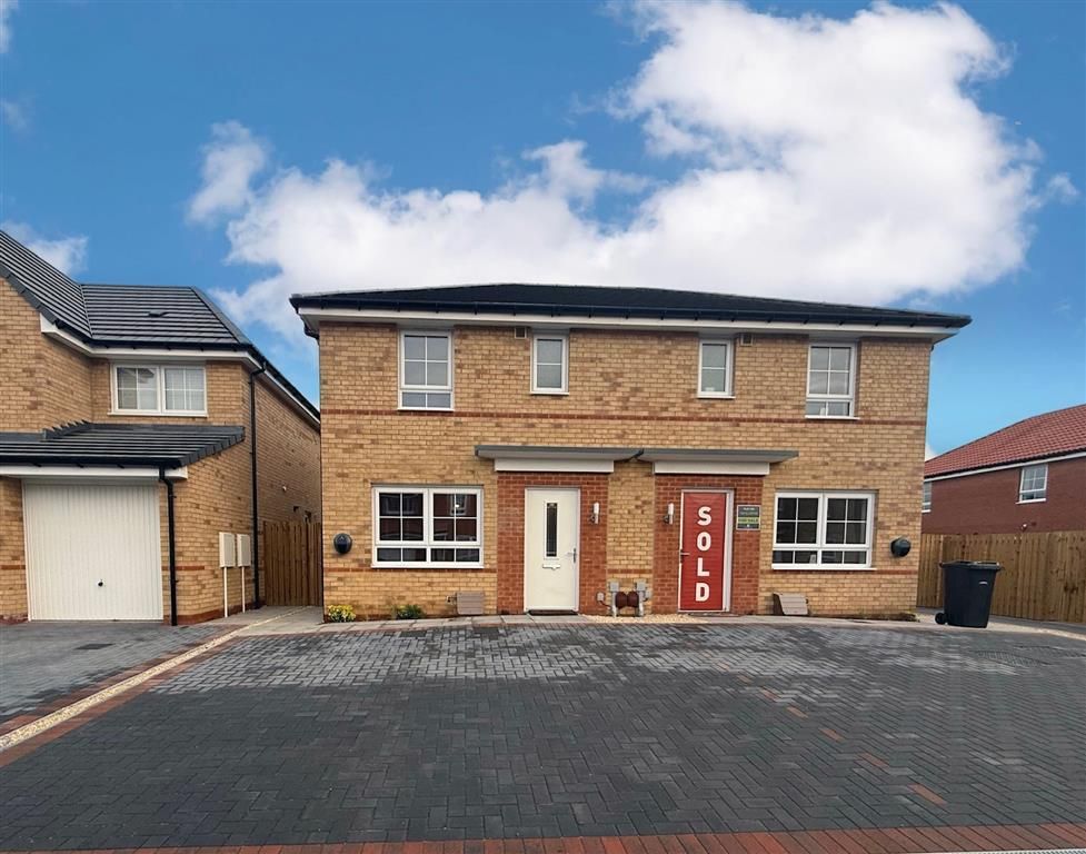 Property photo 1 of 15 Front