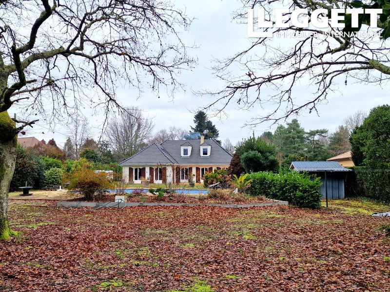 Property photo 2 of 10