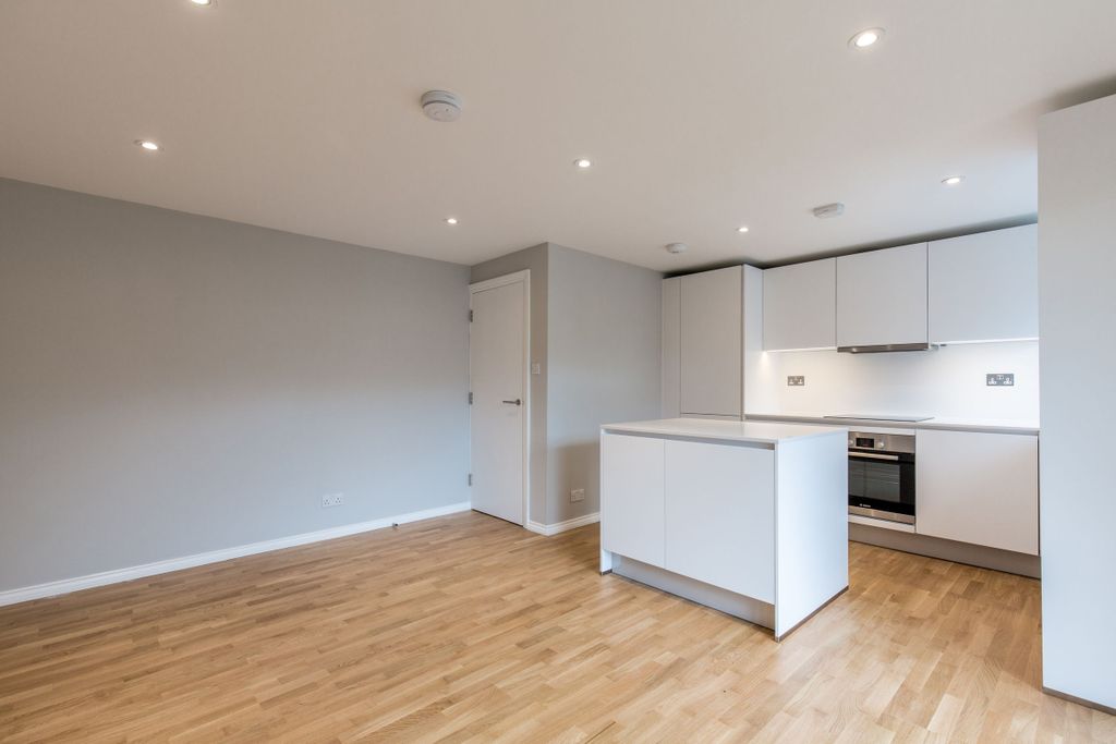 Property photo 1 of 12 Kitchen