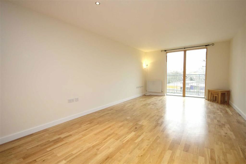 Property photo 3 of 8