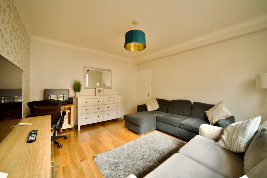 Property photo 3 of 12 Photo #3