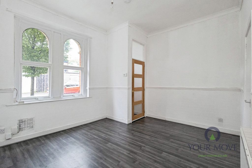 Property photo 2 of 9 Pbox-Img.Jpg