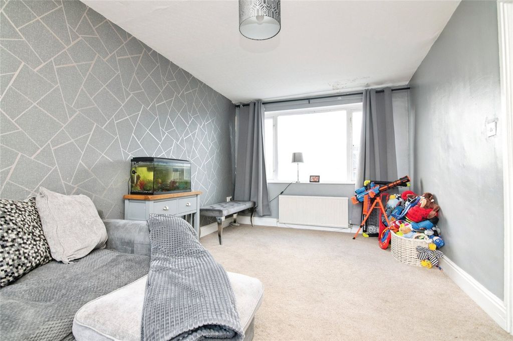 Property photo 2 of 14 Picture No. 05