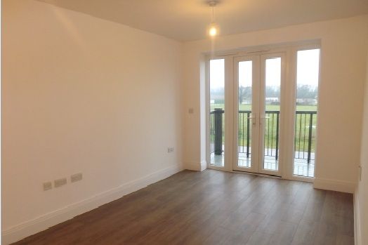 Property photo 3 of 5 Lounge