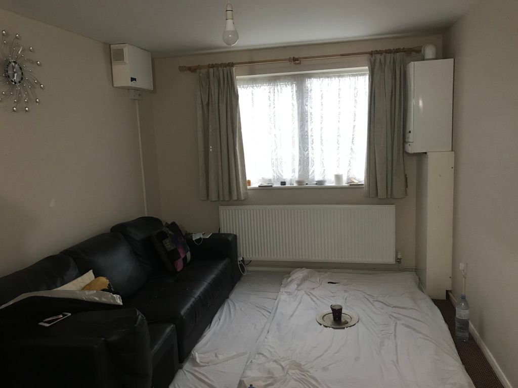 Property photo 2 of 4