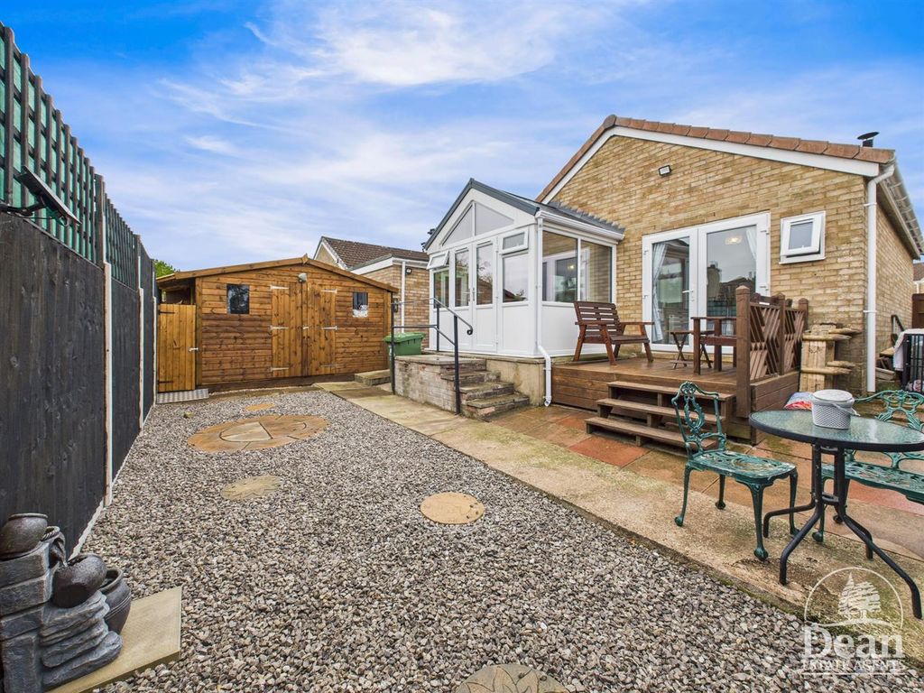 Property photo 2 of 8