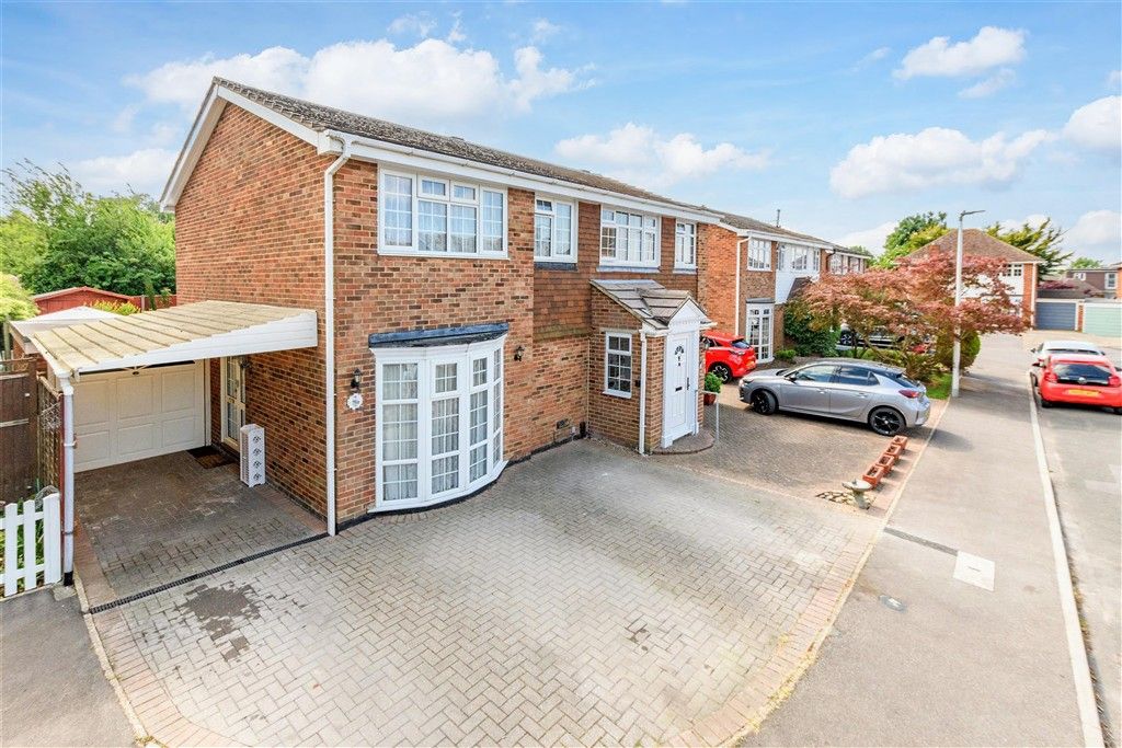 Property photo 1 of 9 External Web