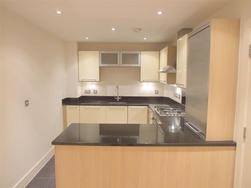 Property photo 2 of 11 Photo 7