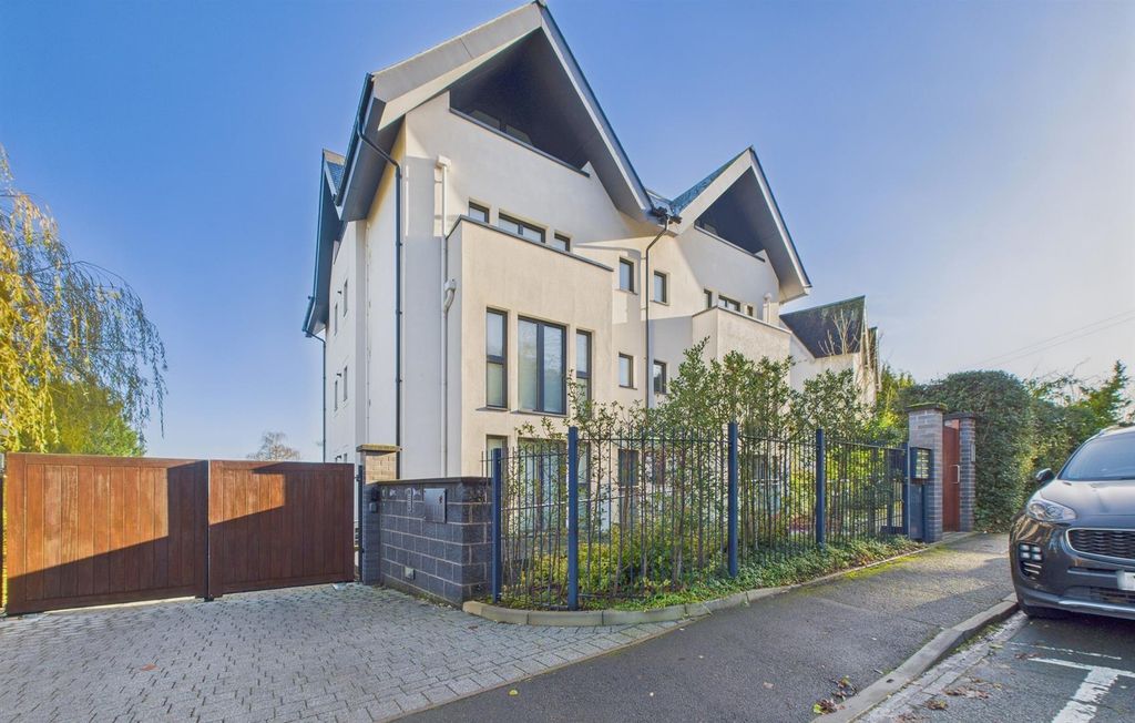 Property photo 1 of 16 Fr1.Jpg