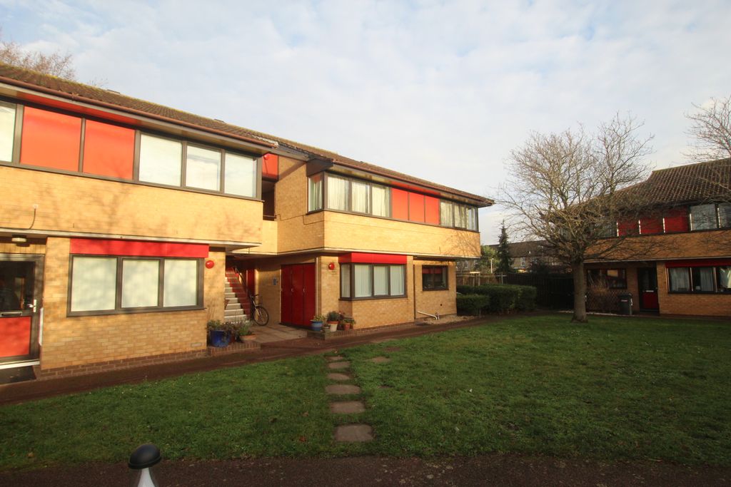 Property photo 2 of 7