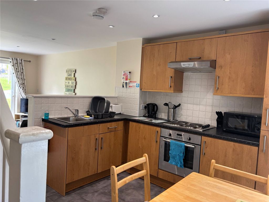 Property photo 3 of 10 Picture No. 04