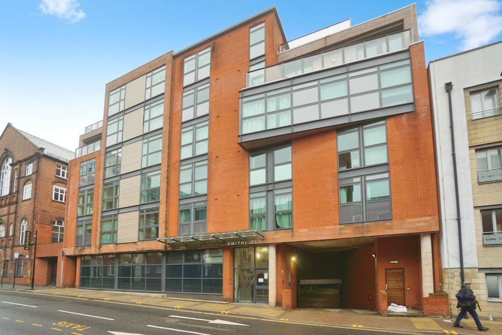 Property photo 1 of 9 Front