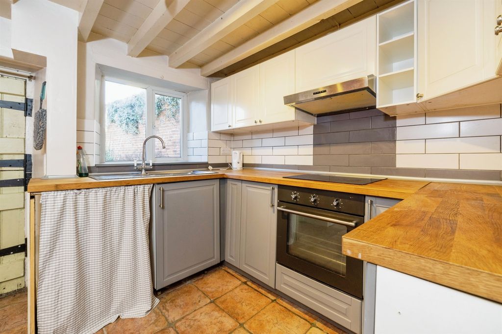 Property photo 3 of 20 Kitchen / Diner