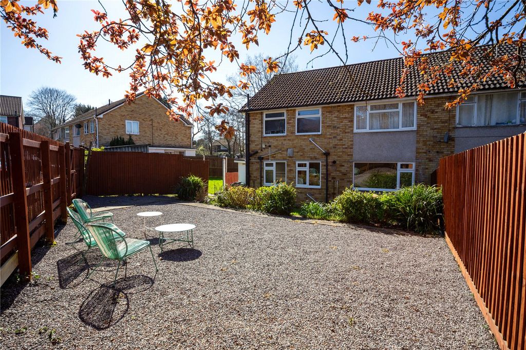 Property photo 2 of 16 Picture No. 20