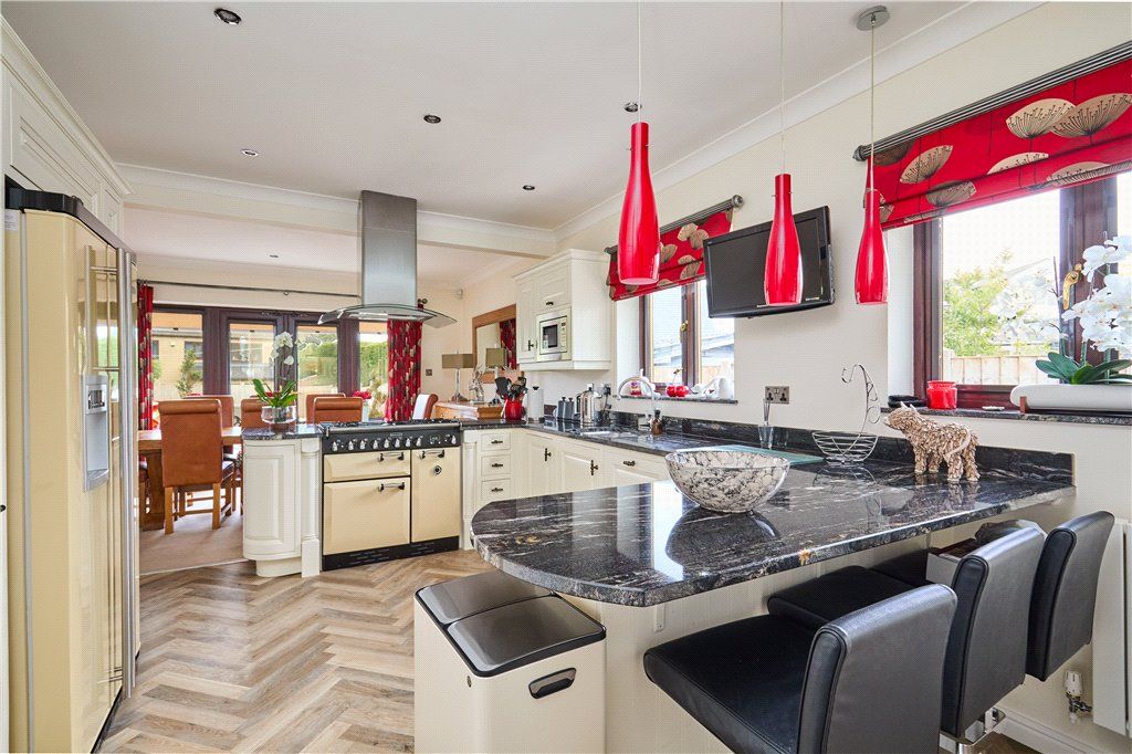 Property photo 3 of 29 Kitchen Diner