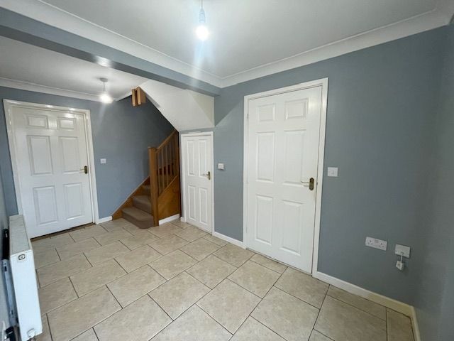 Property photo 3 of 11 Gallery