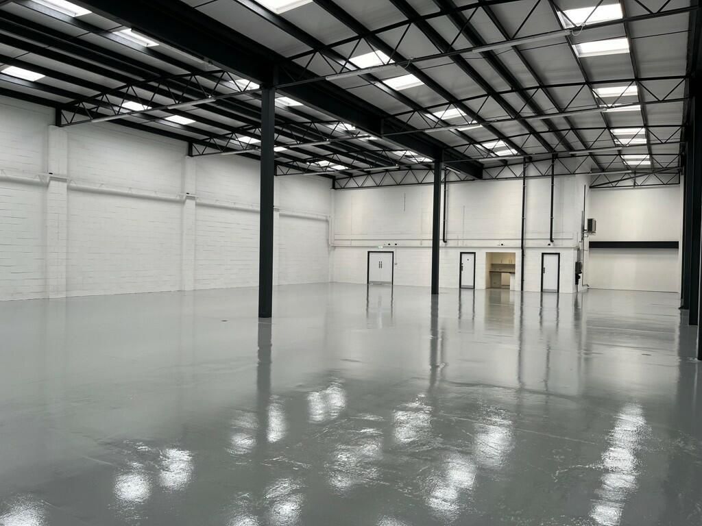 Property photo 3 of 8 Photo 24