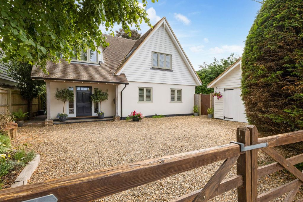 Property photo 1 of 31