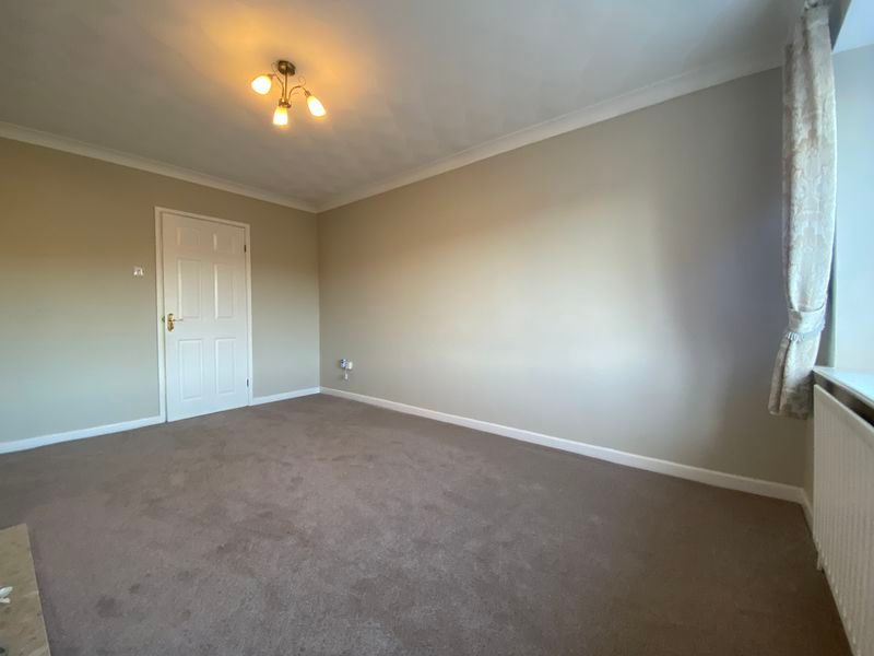 Property photo 3 of 13 Photo 6