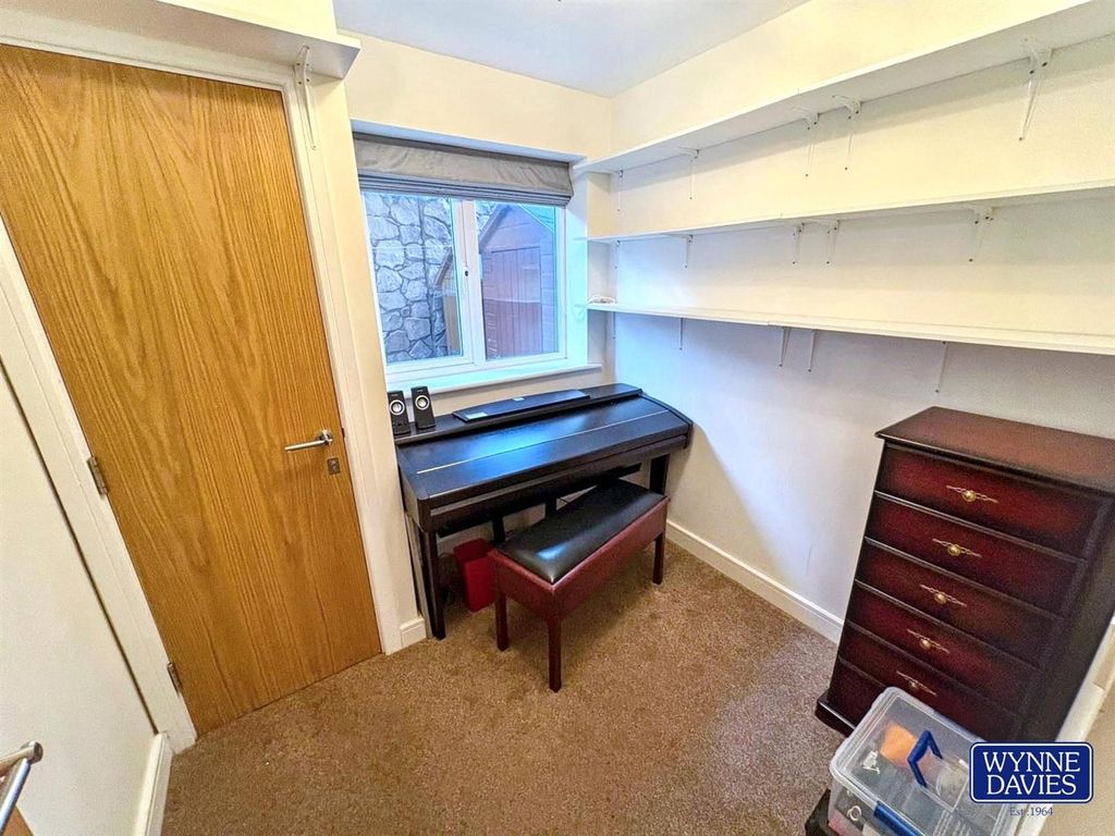Property photo 1 of 12 14.Jpg