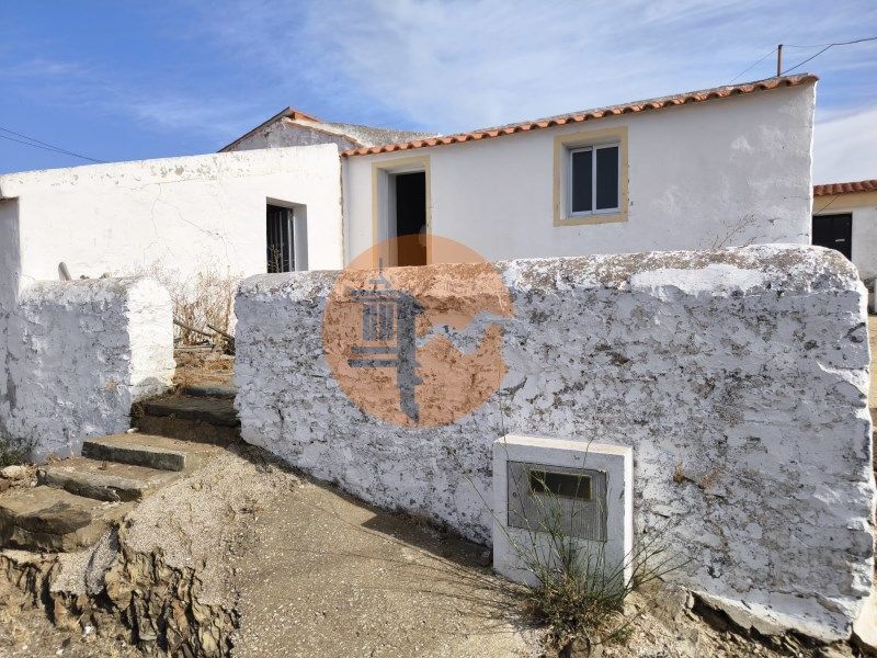 Property photo 1 of 60