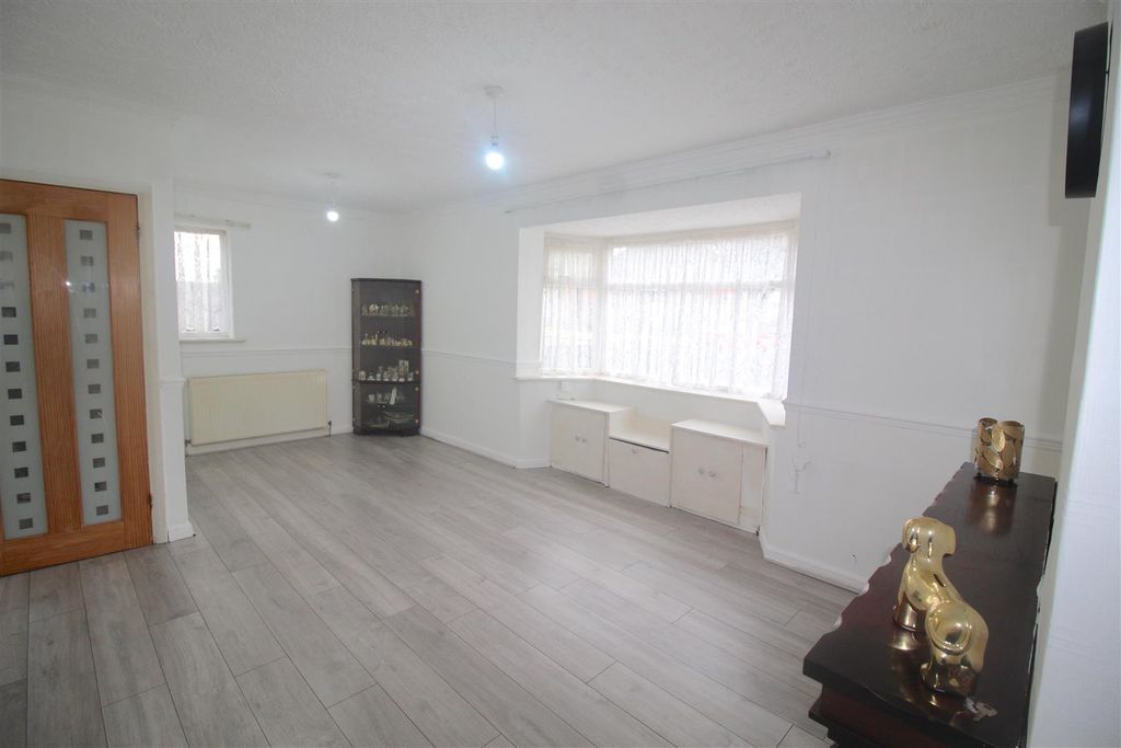 Property photo 3 of 10 Img_2999.Jpg