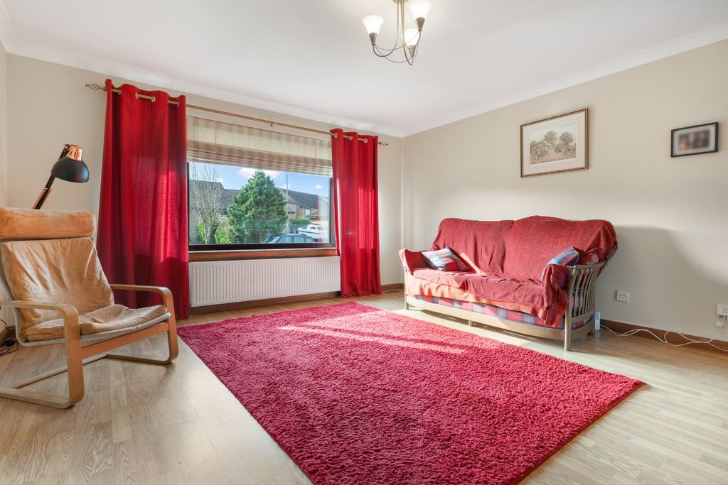 Property photo 3 of 16 Picture No. 06