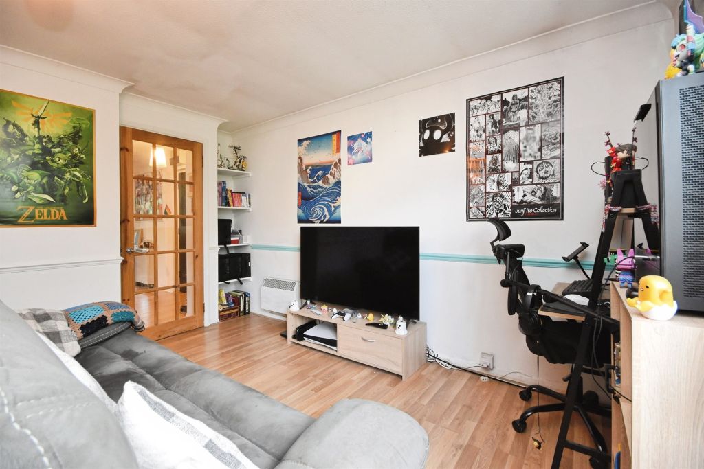 Property photo 3 of 9