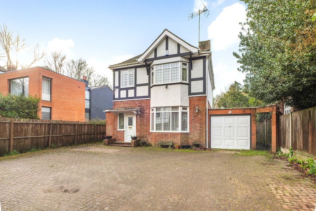 Property photo 1 of 19 Front