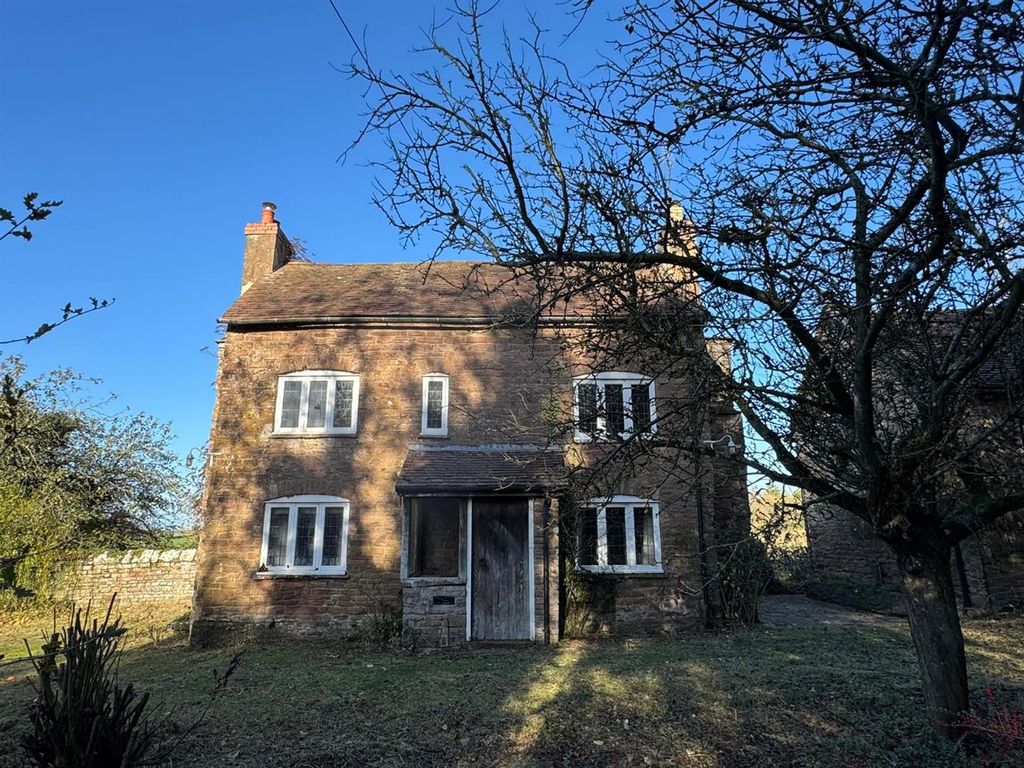 Property photo 2 of 37