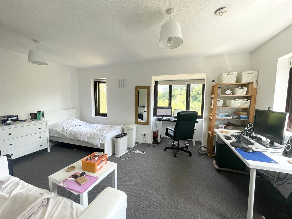 Property photo 3 of 5 Picture No. 03