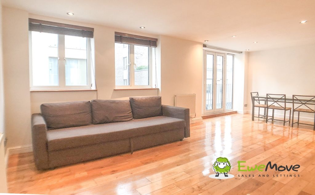 Property photo 2 of 15 Img-91561