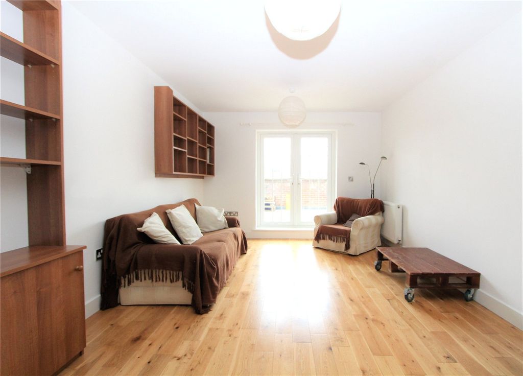 Property photo 2 of 8 Picture No. 02