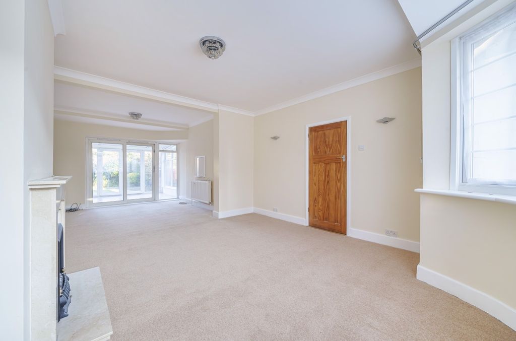 Property photo 2 of 19 Reception Room