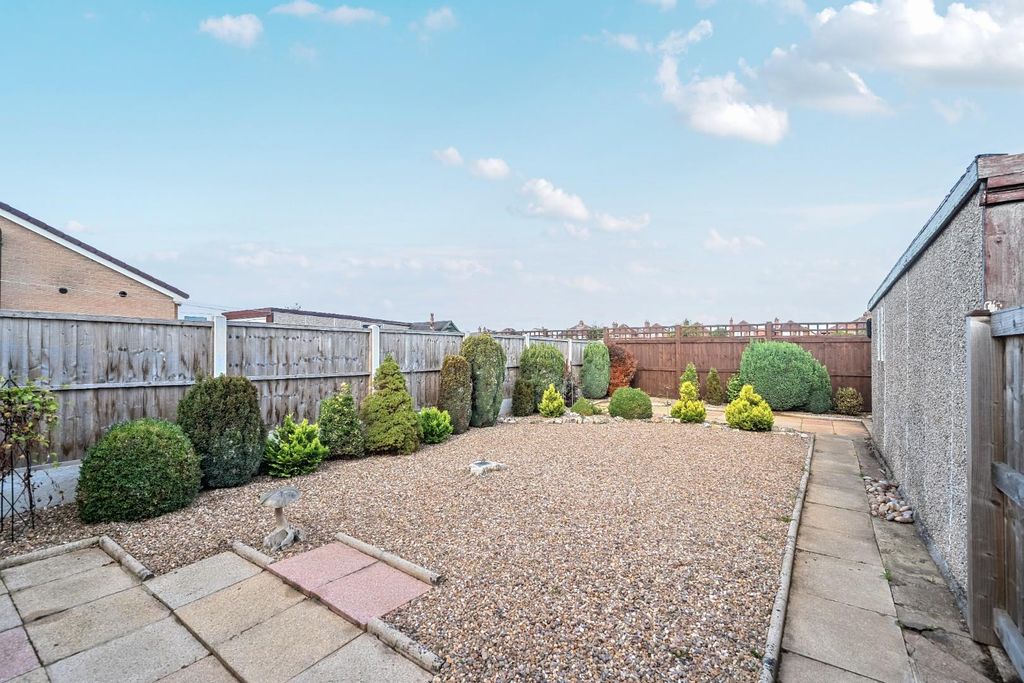 Property photo 1 of 10 Rear Garden 2.Jpg