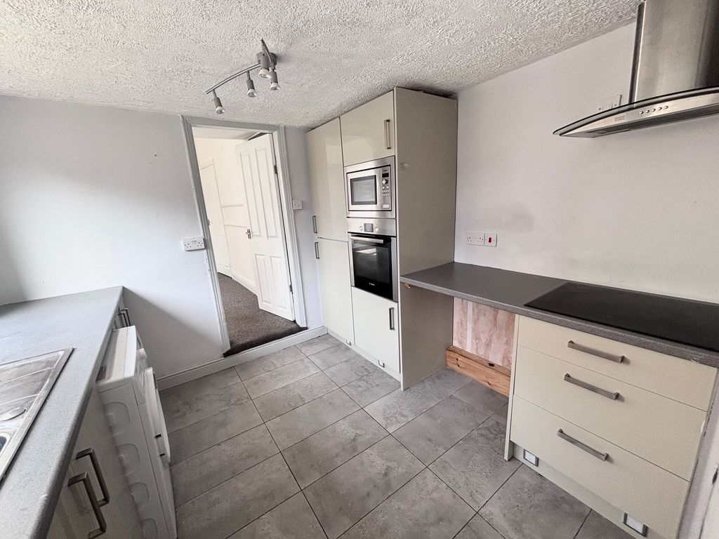 Property photo 1 of 11 Bedroom 1