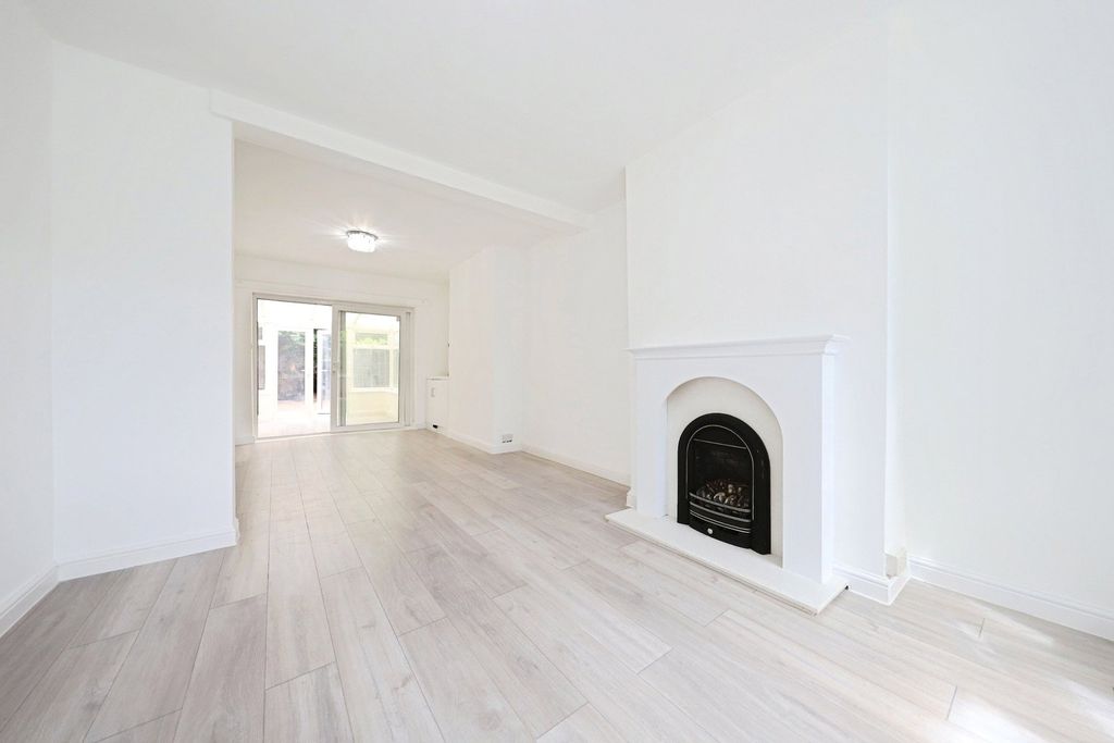 Property photo 3 of 12 Picture No. 12