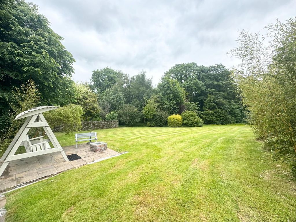 Property photo 3 of 40 Outside