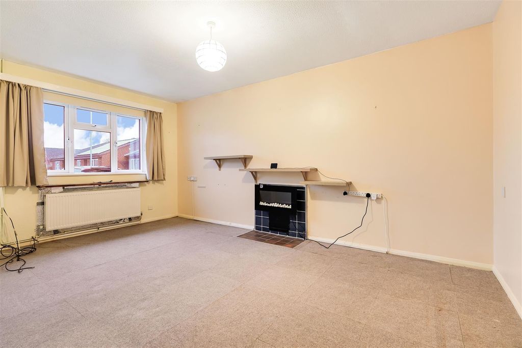 Property photo 2 of 13 Img (1).Jpg