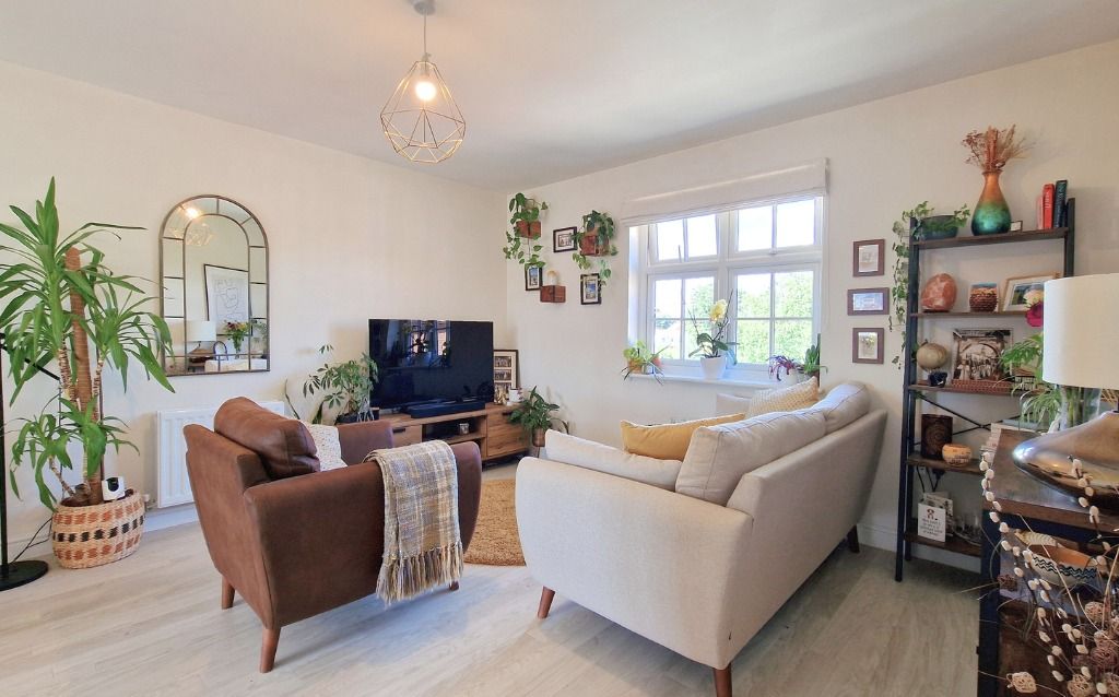Property photo 3 of 10 3367018